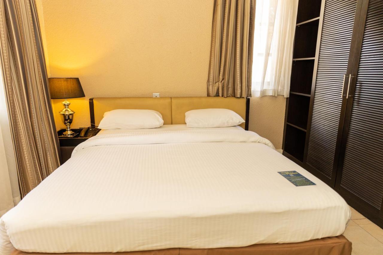 Lancaster Accra Hotell Exteriör bild