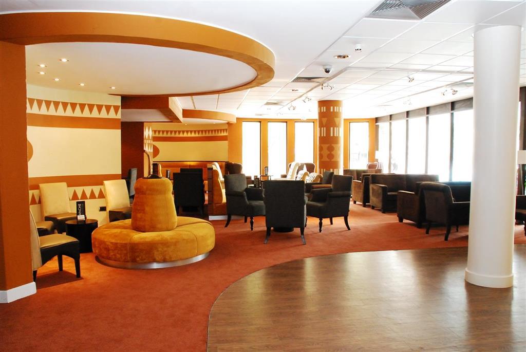 Lancaster Accra Hotell Restaurang bild